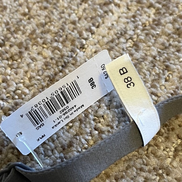 Gap Breathe Favorite Coverage Lightweight Bra – 2-Pack (Black & Gray) – 38B - Picture 6 of 7